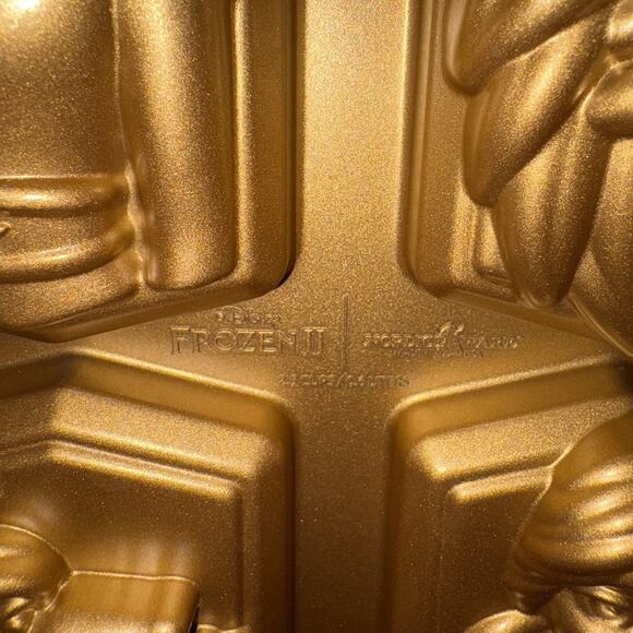 NORDIC WARE Disney Frozen II Character Loaf Baking Pan Elsa, Anna, Olaf, Sven - Picture 8 of 8